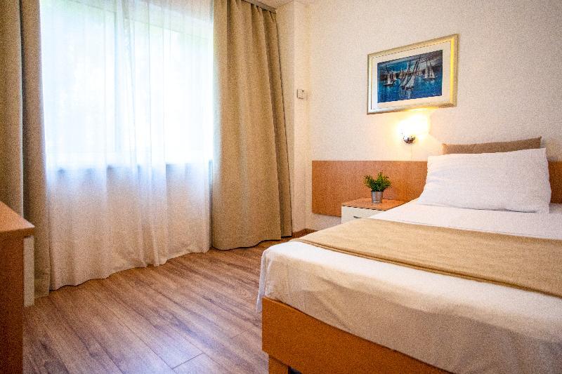 Adriatic Hotel